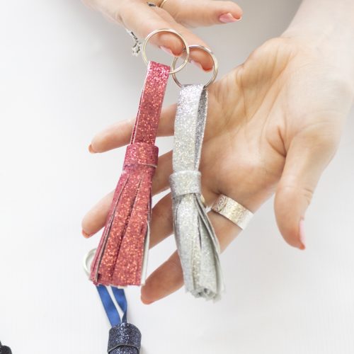 How to make a bag tassel or bow