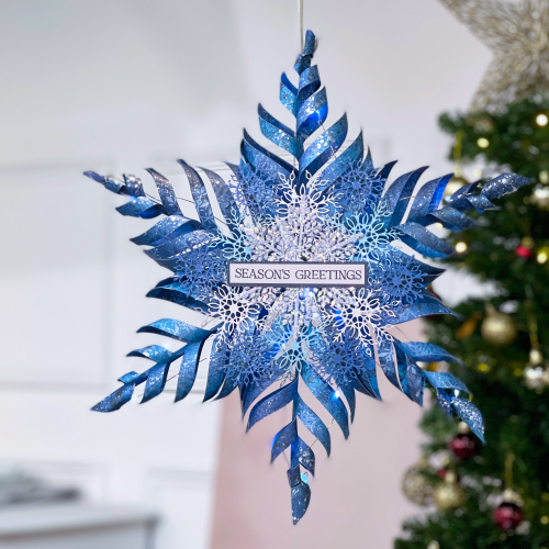 How to craft a Christmas snowflake