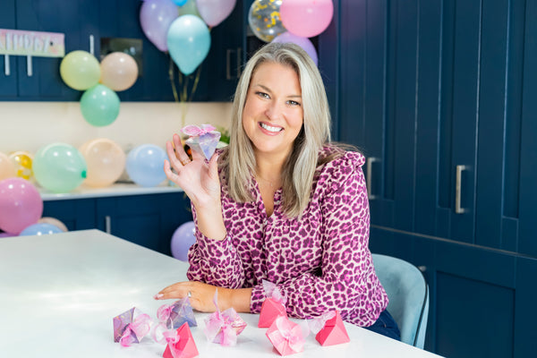 How to Make a Beautiful Favour Box with Sara