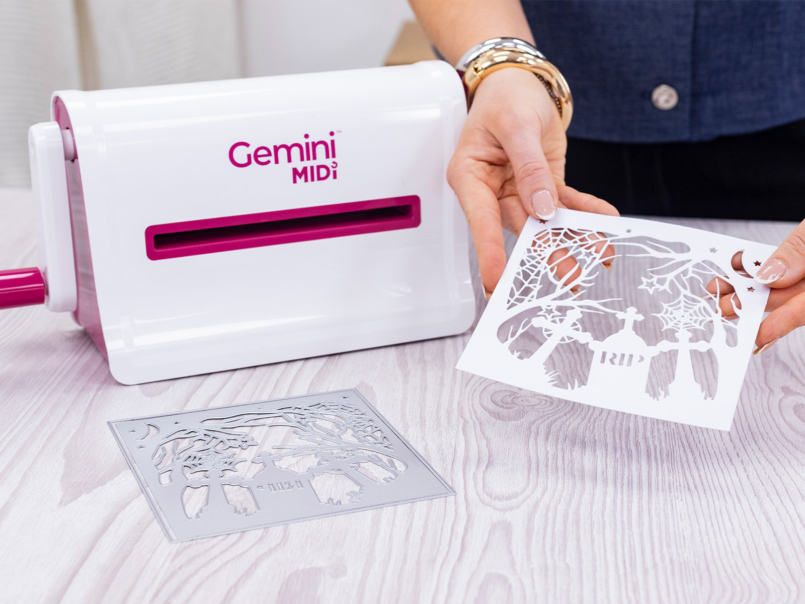 Crafter's Companion Create-a-Card Die Set Spooky Graveyard