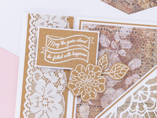 Sara Signature Antique Lace - Banners & Heartfelt Sentiments Stamp Set