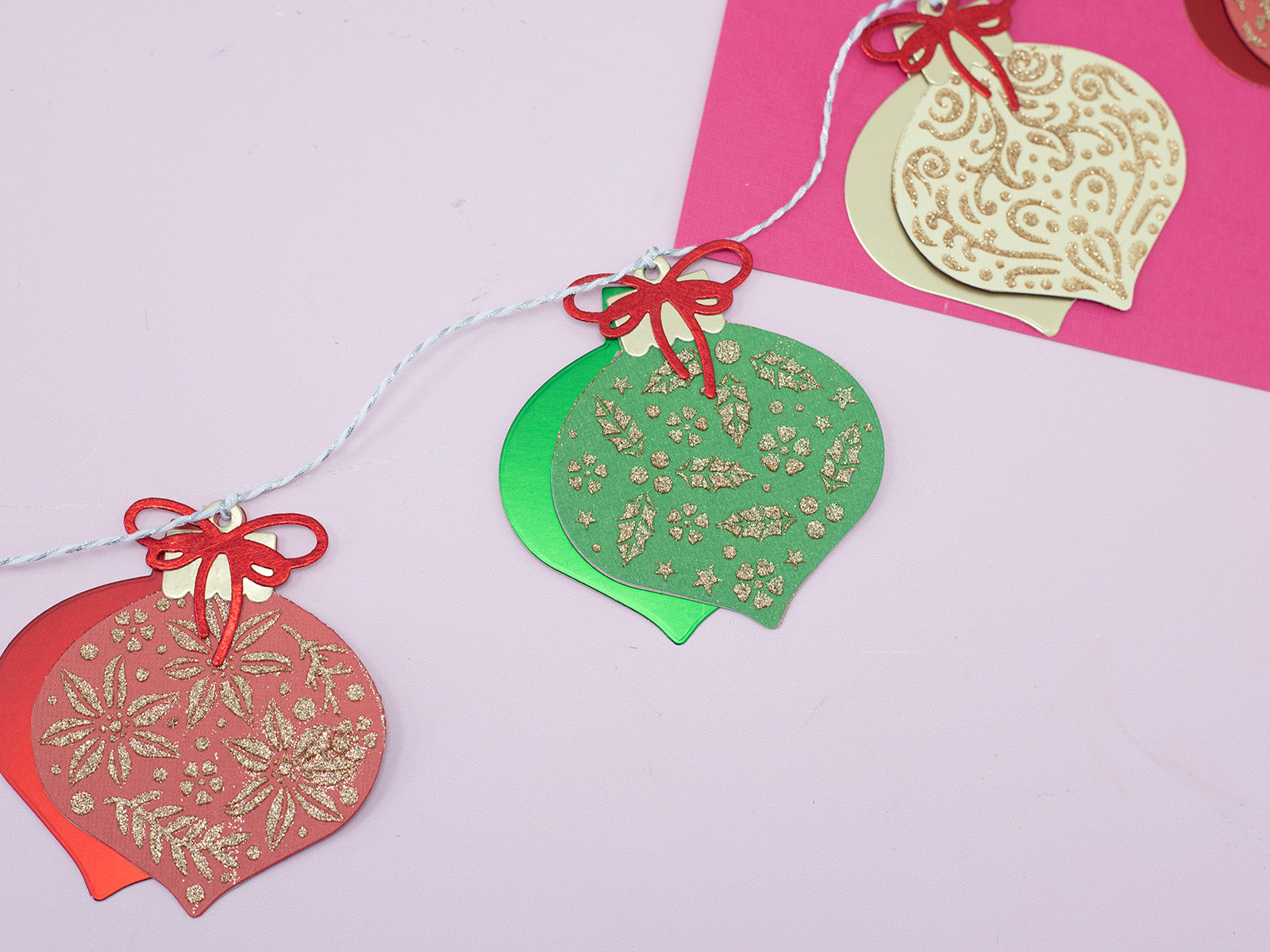 Christmas Bauble Sentiment Stencil & Metal Die Set