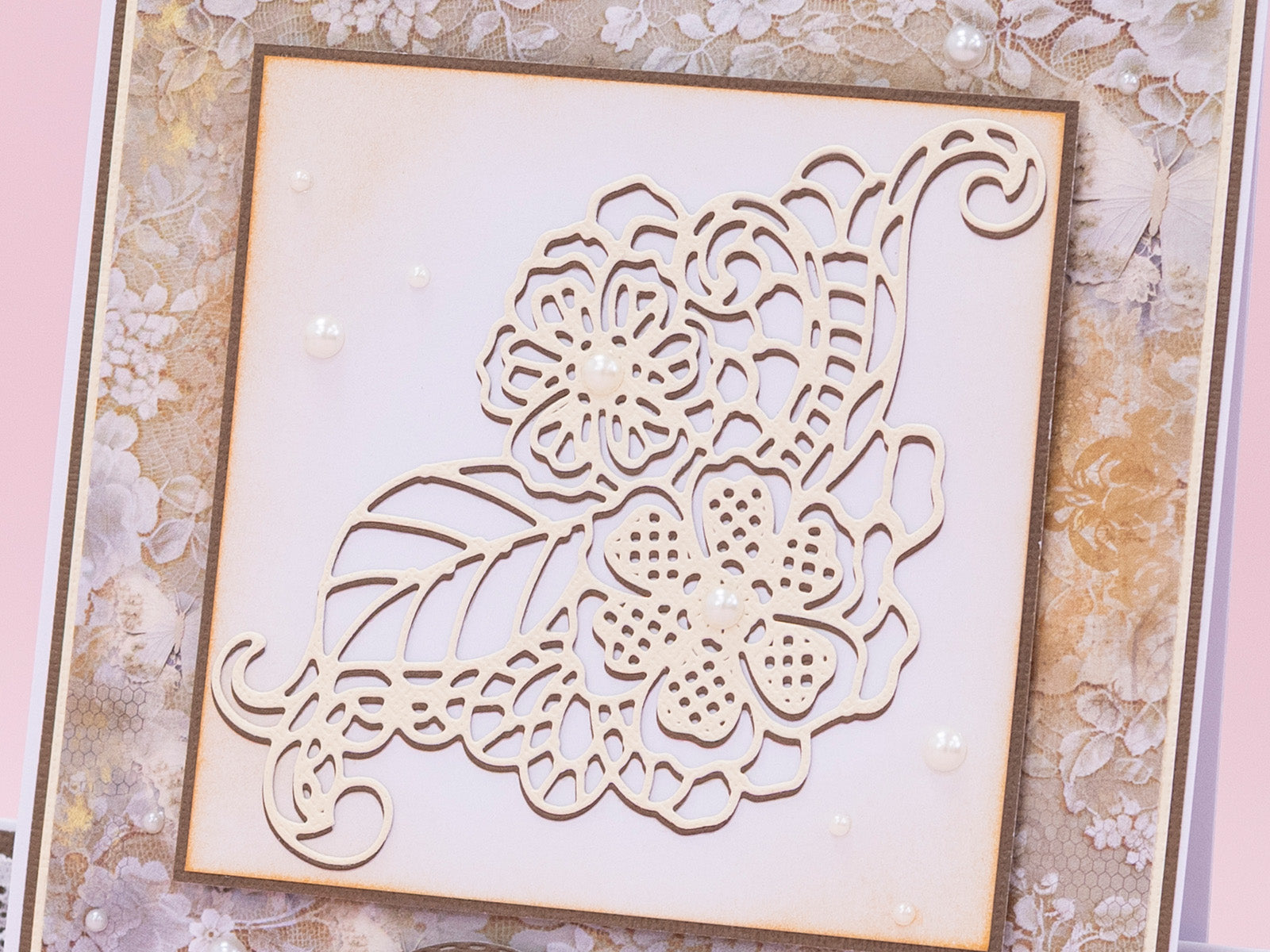 Sara Signature Antique Lace - Lace Embellishment Metal Die Set