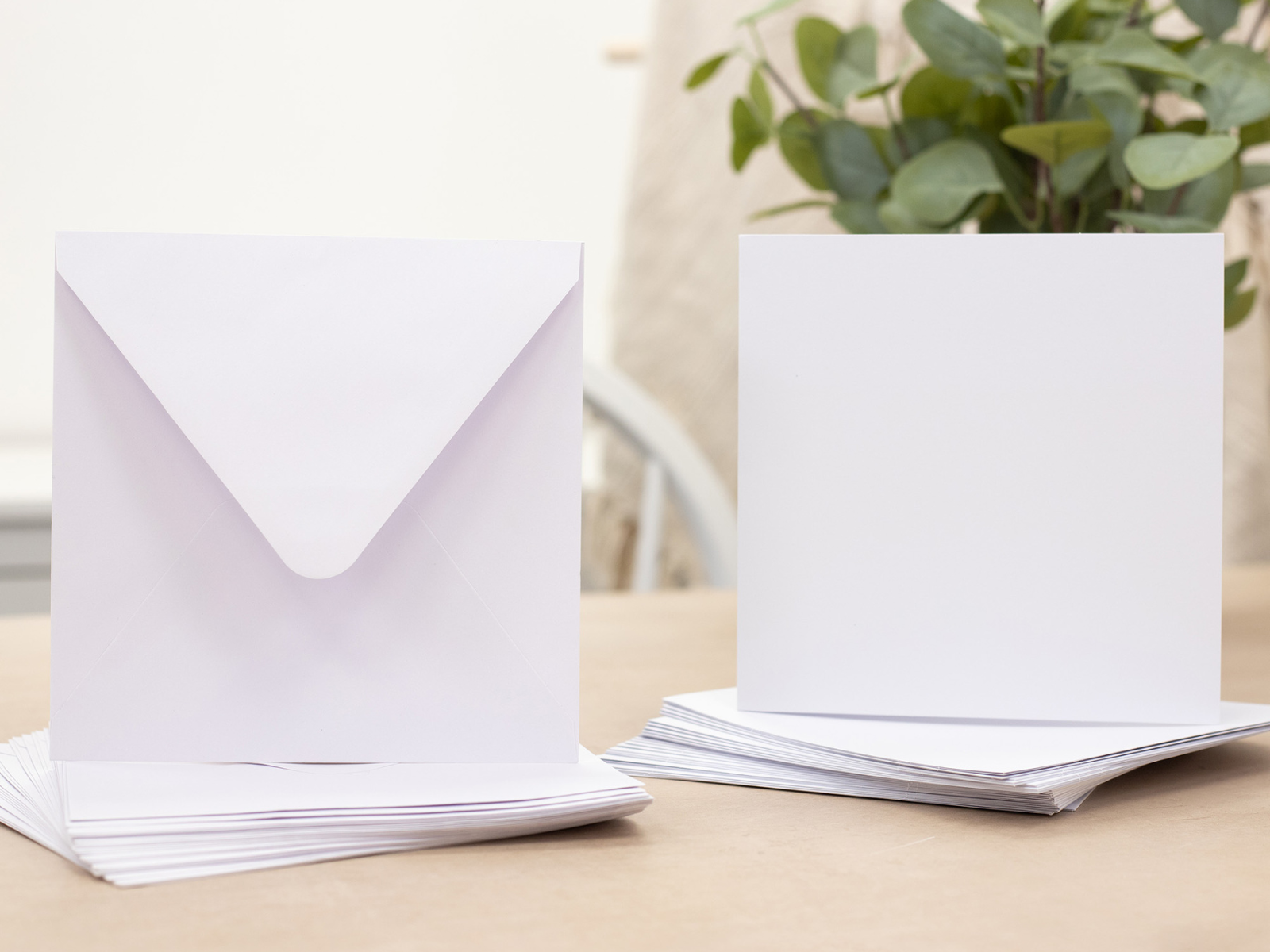 Crafter's Companion - 7"x 7" White Card & Envelopes 25pk