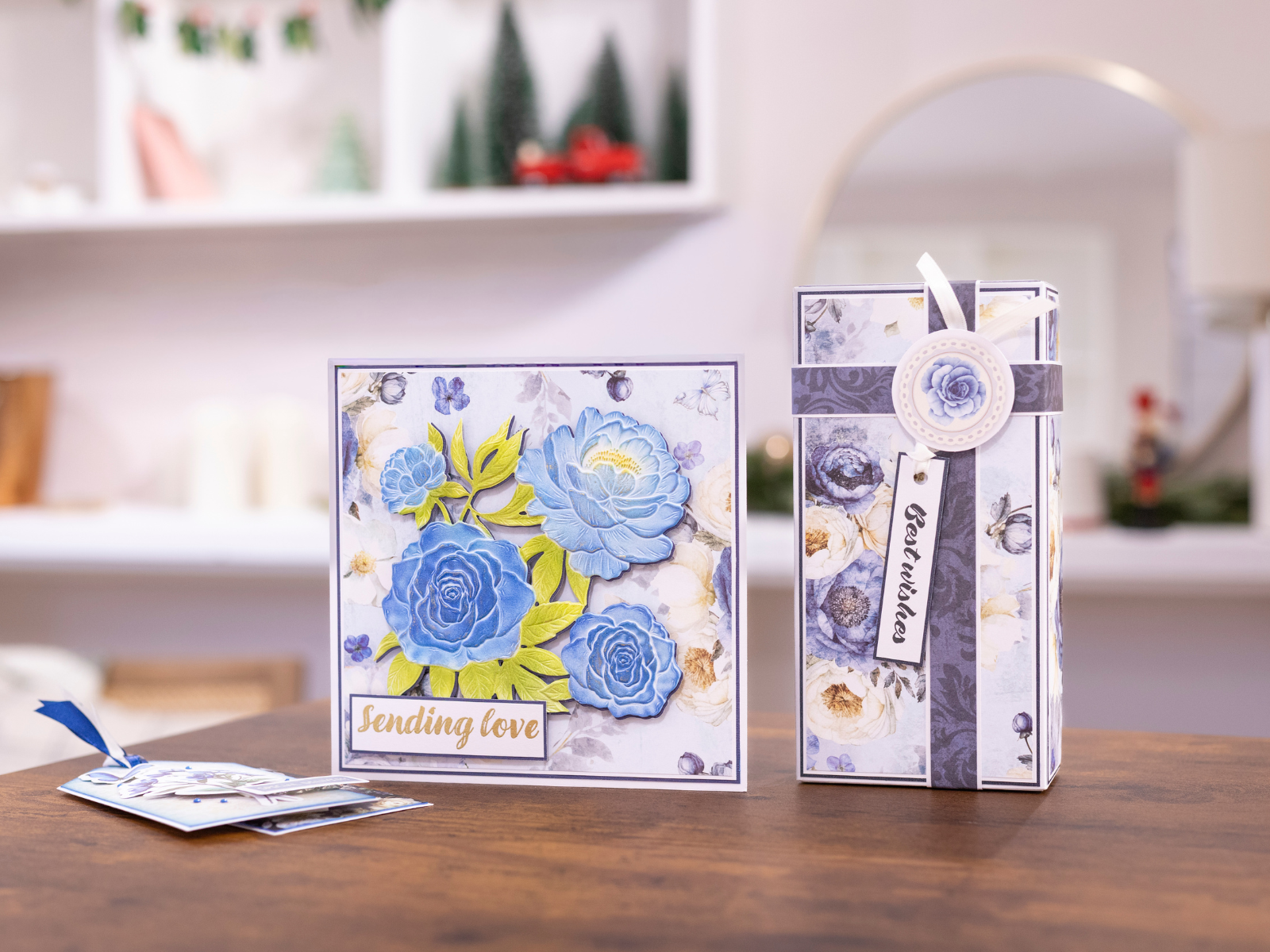 Nature's Garden Midnight Floral SHOWSTOPPER